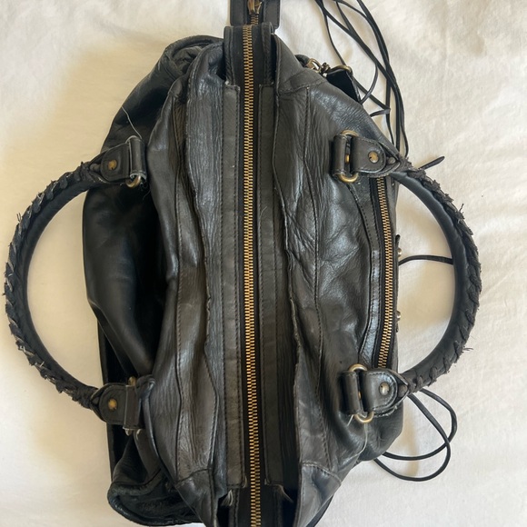 Balenciaga Black Leather Motorcycle city bag with Brass Accent - Picture 8 of 11